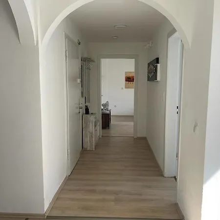 Polat 6 * Essen