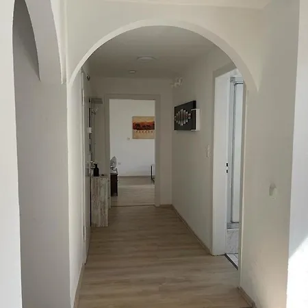 Polat 6 Apartment *